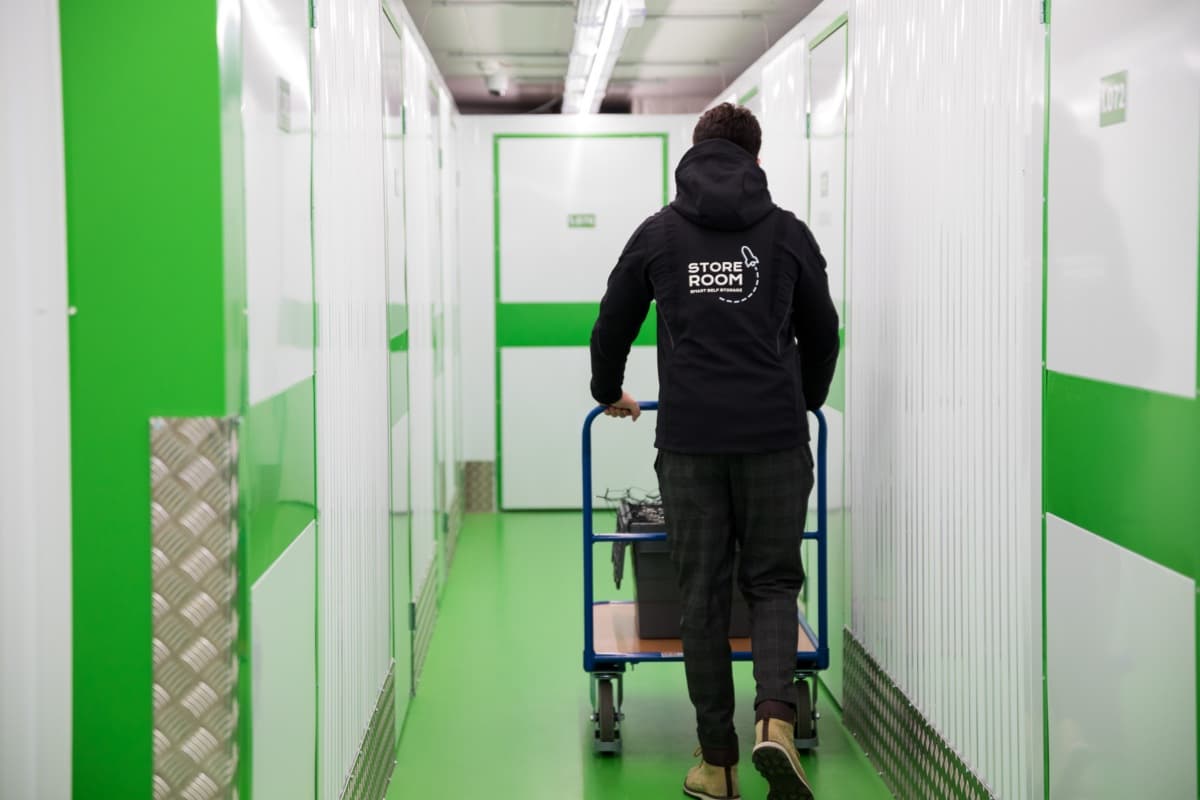 STORE ROOM – Smart Self Storage
