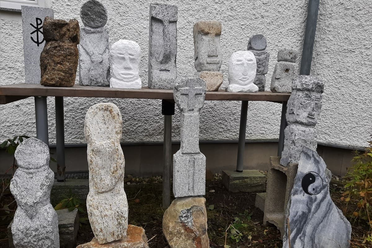 Steinklopfer-Steinbildhauerei Helmuth W. Mayrhofer